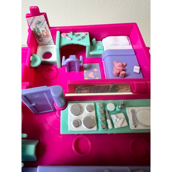 Vintage Polly Pocket 1994 Bluebird Pink RV Camper Van Home On the Go - Picture 7 of 9